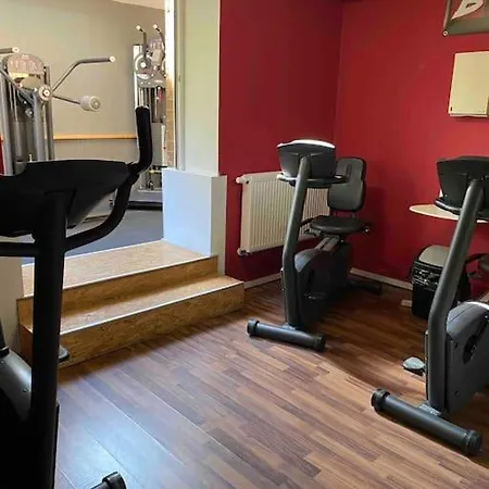 Mit Fitnessstudio Top1 Apartment
