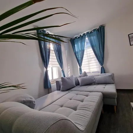 Apartment Mit Fitnessstudio Top1 Plauen
